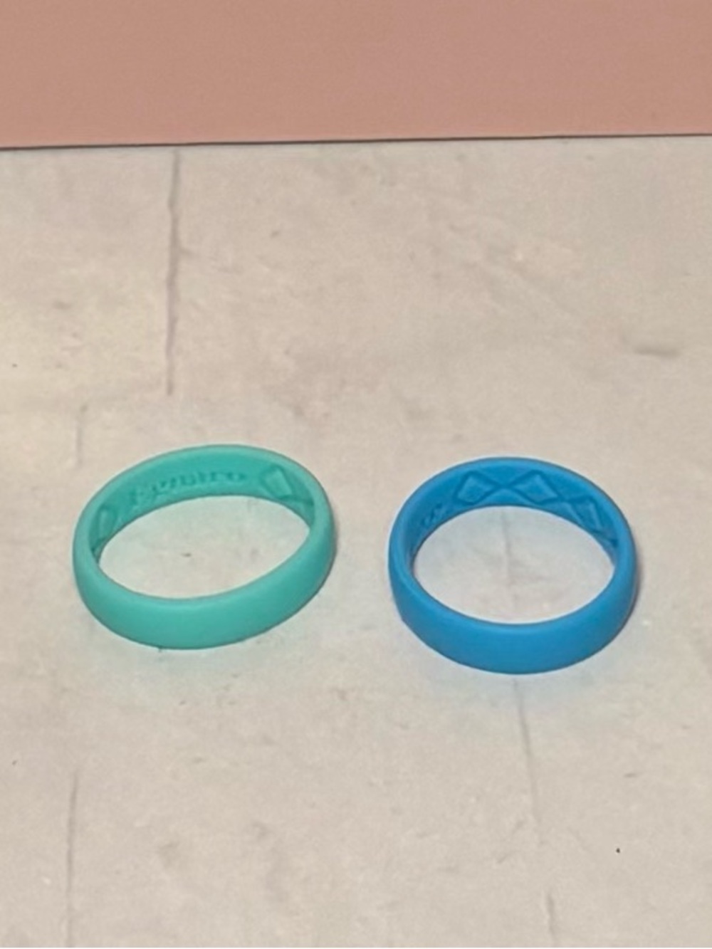 💙 Women’s Silicone Rings Set in Green and Blue - Size 8